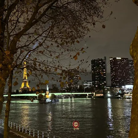 Vue Tour Eiffel 16 Eme パリ