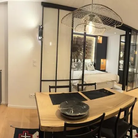 アパート Vue Tour Eiffel 16 Eme パリ