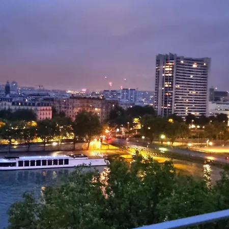 Vue Tour Eiffel 16 Eme アパート